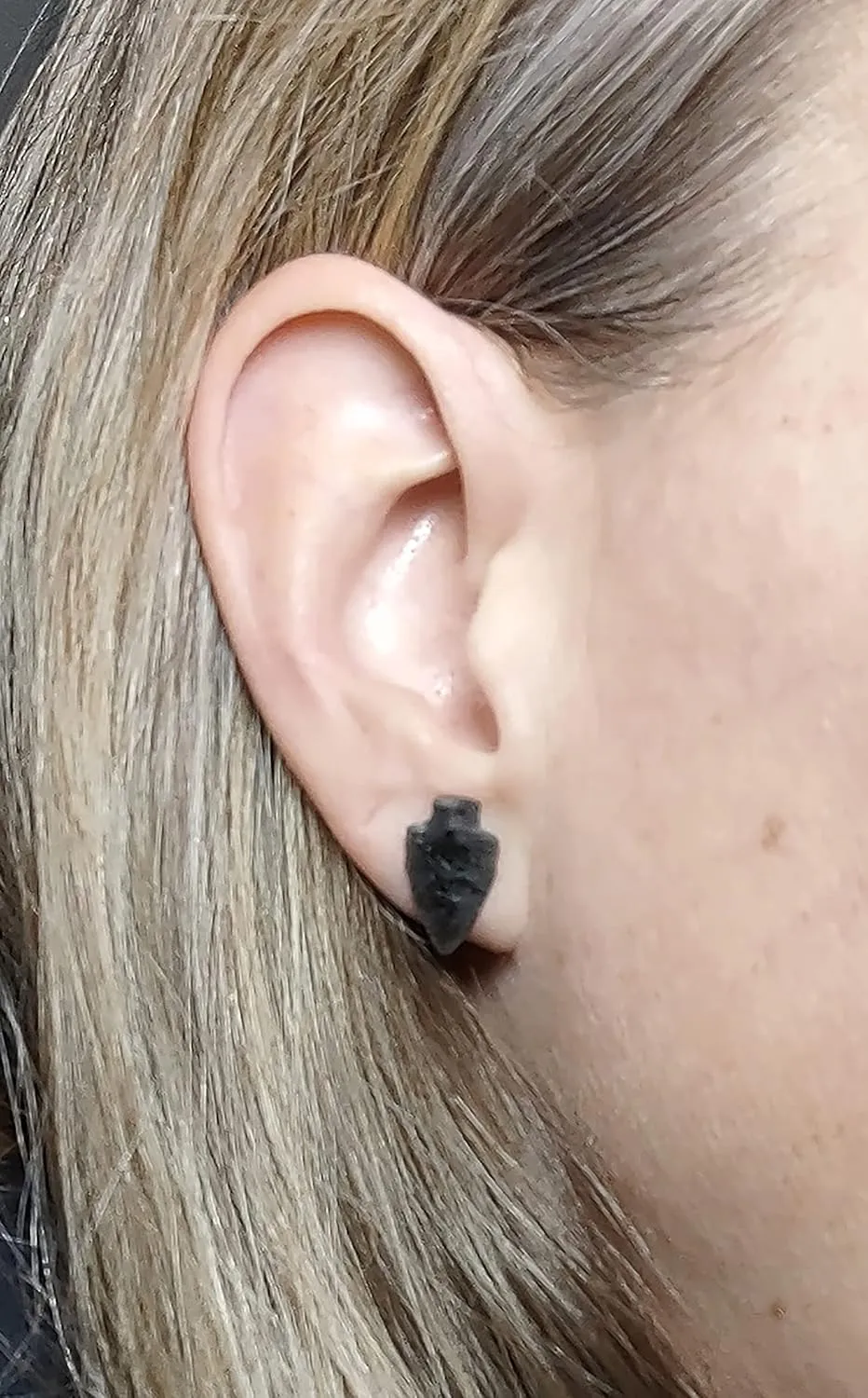 15mm Black Native American Flint Knapping Style Arrowhead Stud Earrings Unisex/Men/Women/Vegan (Black)