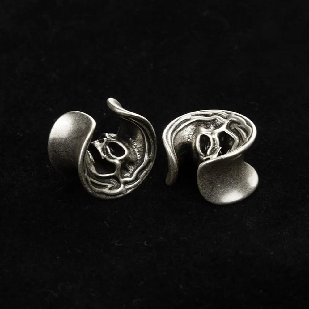 2PCS Cool Vintage Skull Swirl Tunnels Ear Plugs Gauges for Ears Stainless Steel Ear Expander Stretcher Piercing Spiral Ear Gauges Body Jewelry