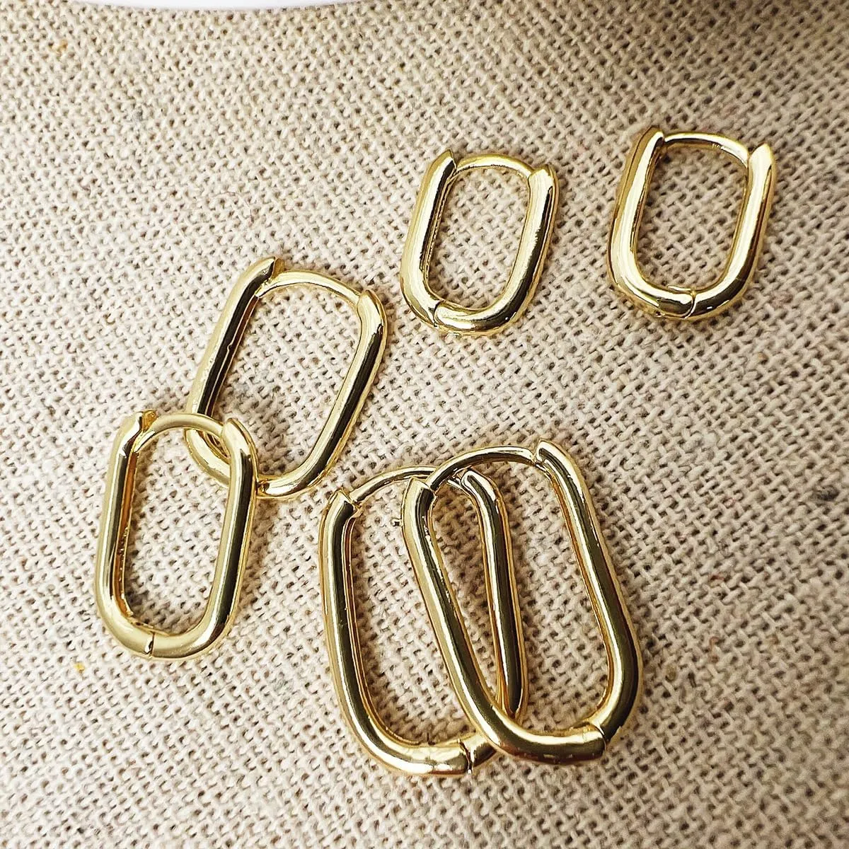 3 Pairs Chunky Gold Hoop Earrings Sets for Women Gold Hypoallergenic Oval Huggie Earrings Lightweight Thick Rectangle Hoop Earrings Trendy Jewelry for Women