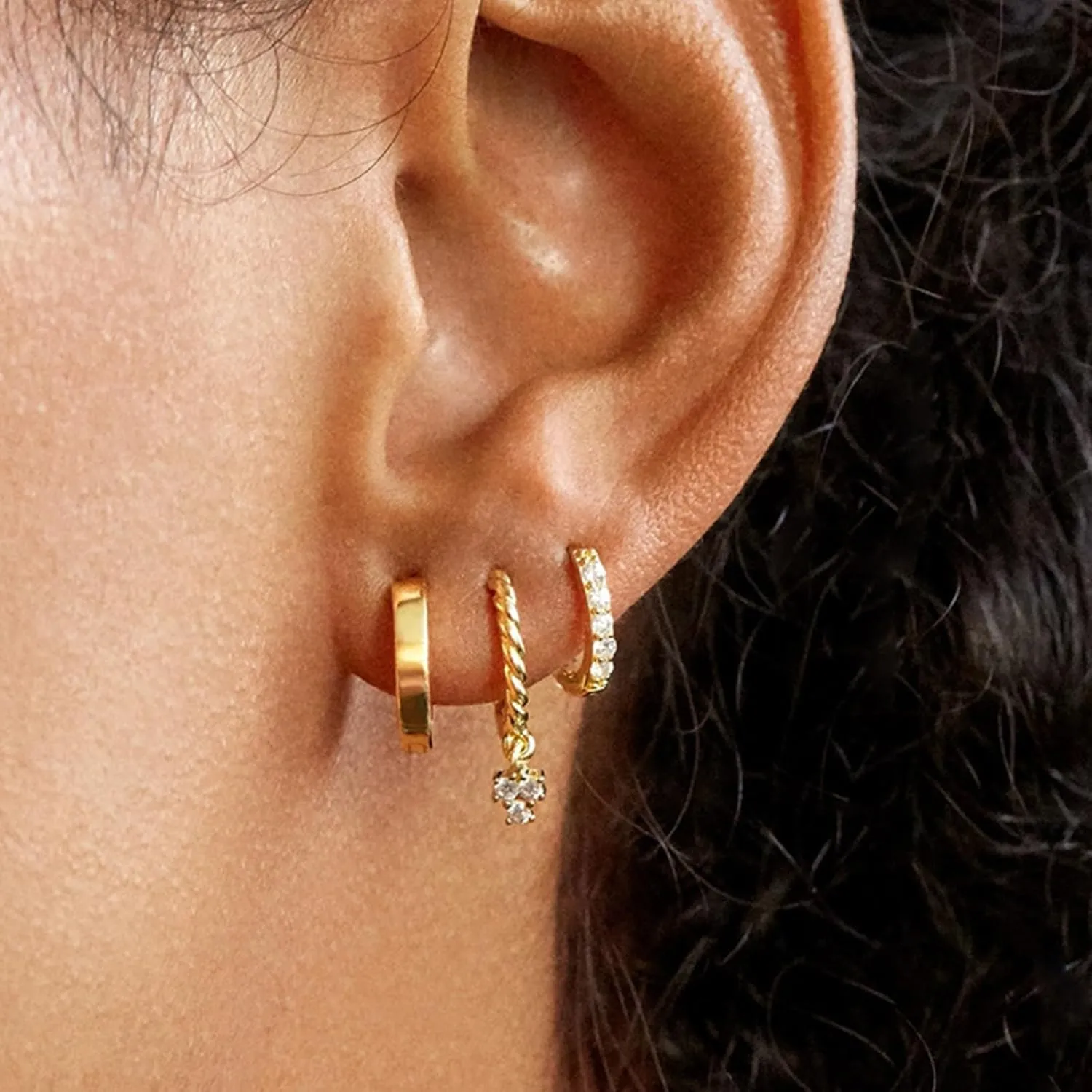 3 Pairs Silver Huggie Hoop Earrings Set Gold Huggie Earrings for Women Lightweight Hypoallergenic Heart Hoops Earrings Set Jewelry