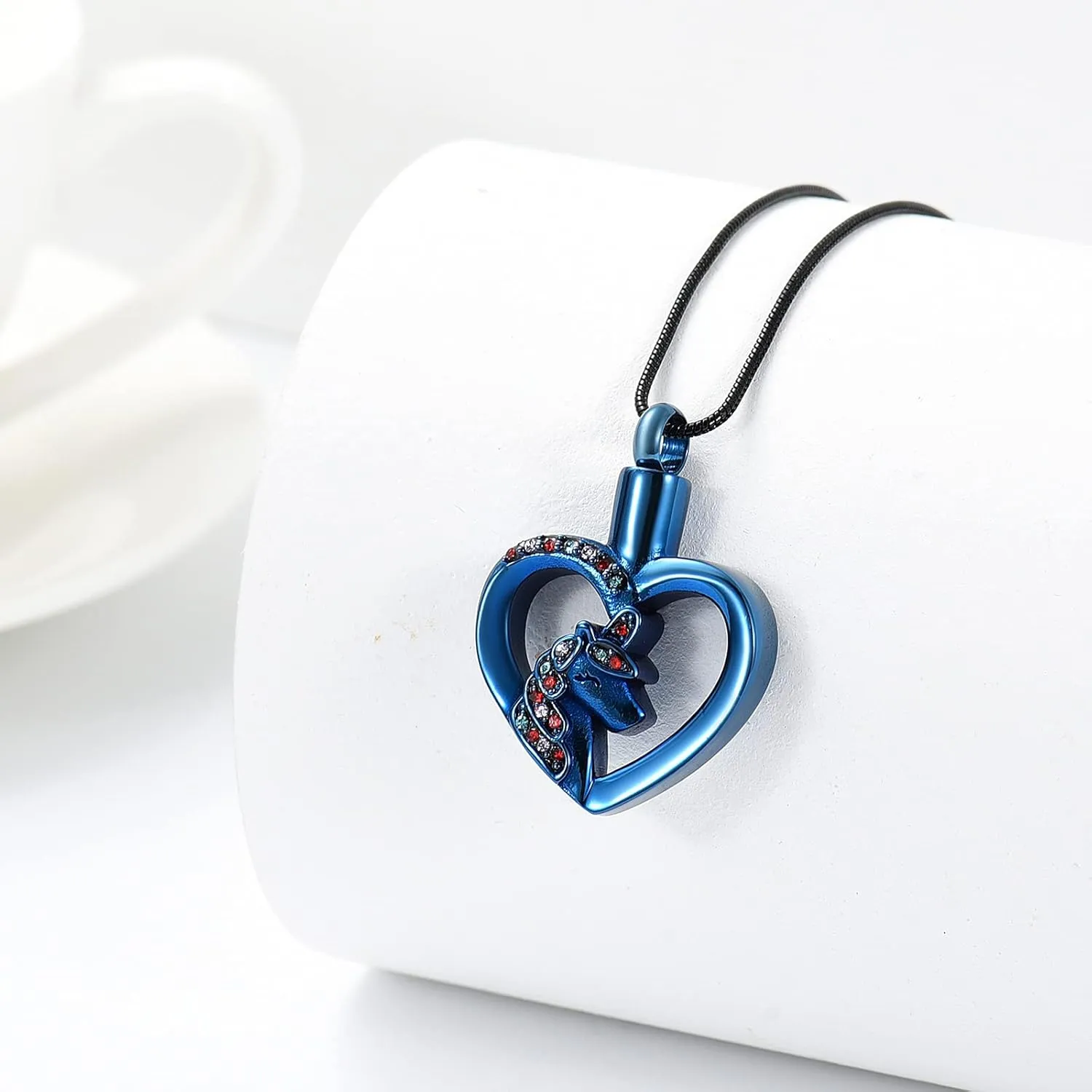 Cremation Jewelry Unicorn Necklace for Girls CZ Stone Heart Pendant Urn Necklace for Ashe Crystal Unicorn Memory Keepsake Jewelry Gift for Women