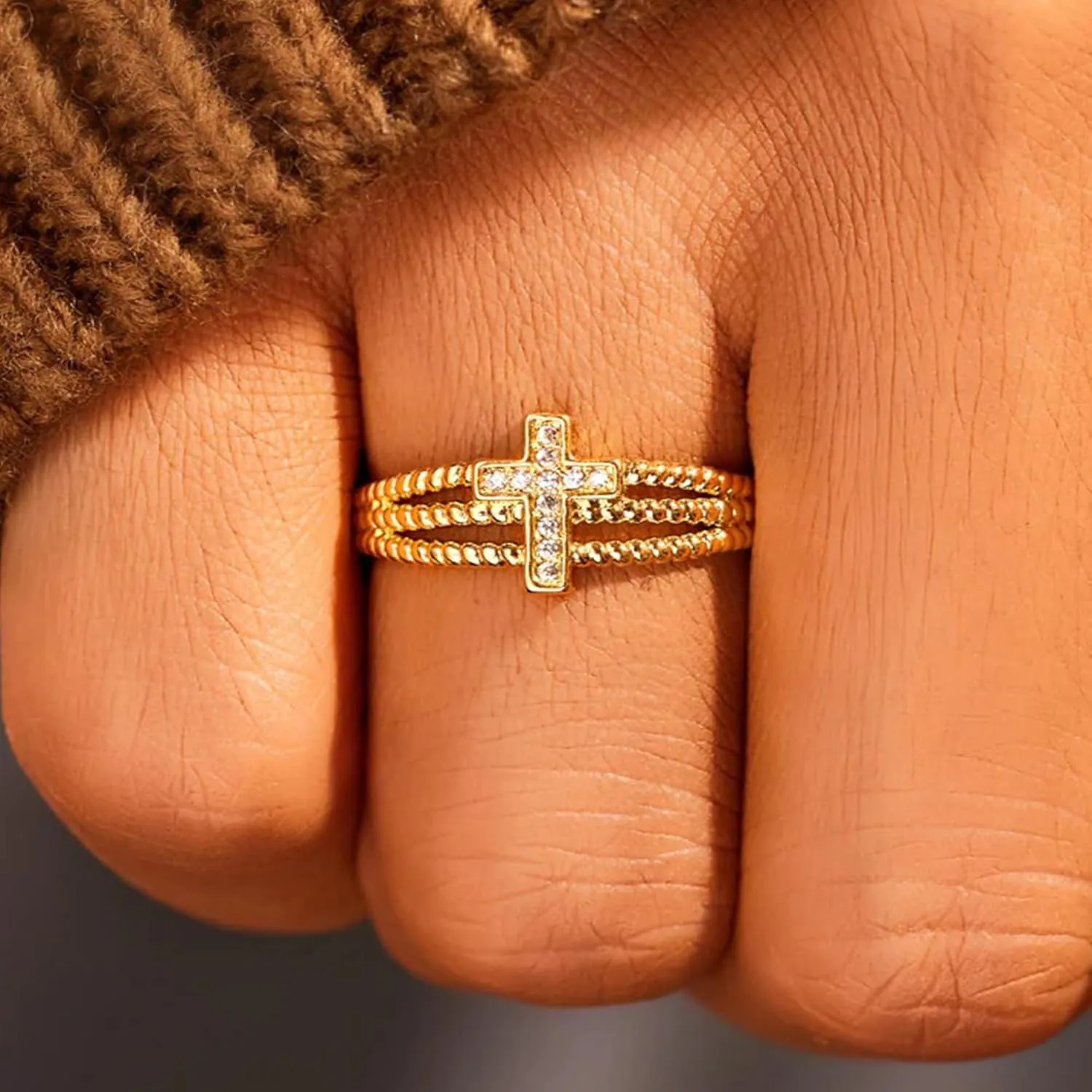 Cross Ring for Women 925 Silver Sterling 14K Gold Plated CZ Cross Crystal Ring to Wife Exquisite Shiny Cross Open Adjustable Gold Ring for Women Men Couple Wedding Christmas Jewelry Gifts Graduation Gift