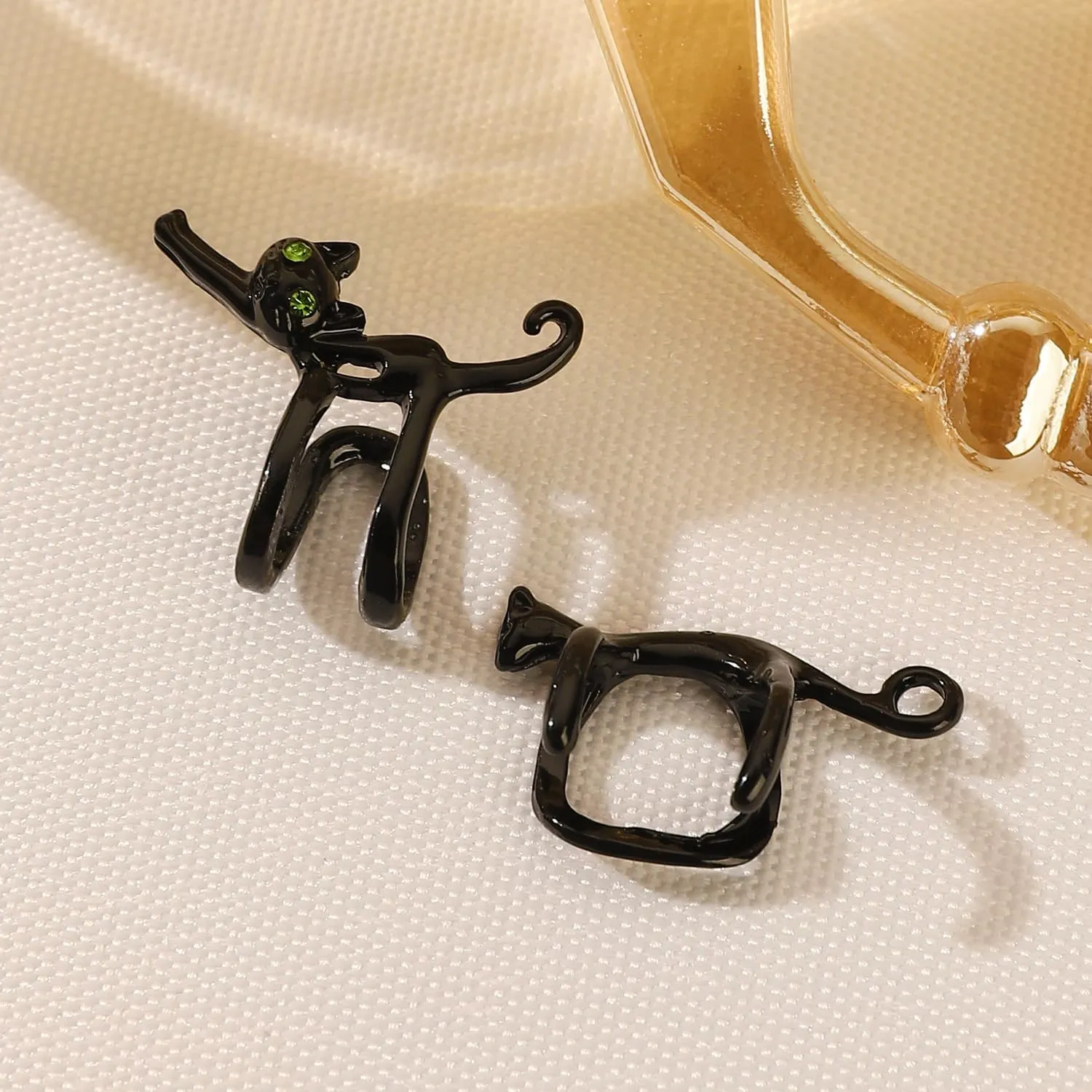 Cute Cat Ear Cuff Earrings Kitten Non Piercing Clip On Earrings Gold Silver Plated Ear Clip Earrings for Women Men Animal Jewelry Gift
