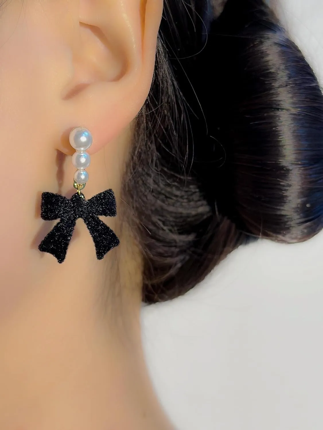 Elegant Velvet Pearl Earring Dainty Bowknot Bow Earrings with Pearls Wedding Earrings for Brides Birthday Christmas Gifts for Women