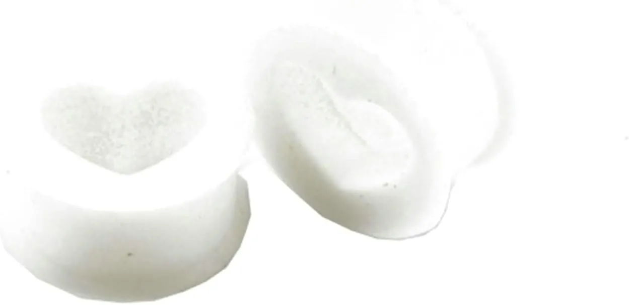 Flesh Tunnels for Ears, Tunnel Plug Earrings Silicone White Round with Heart Shape Body Piercing Jewelry for Ears 2pcs
