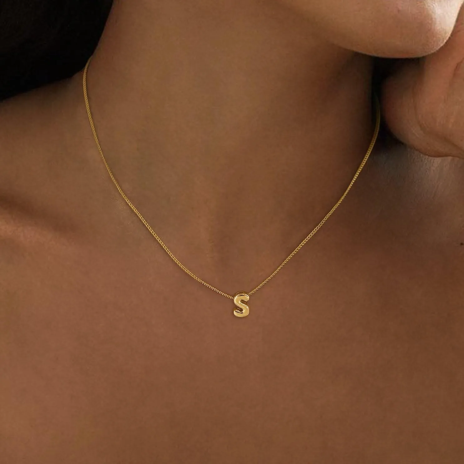 Gold Bubble Letter Necklace for Women,14K Gold Plated Initial Letter Necklace Prendant Name Necklace Dainty Charm Necklace Initial Necklaces for Women Trendy Gold Jewelry Personalized Gifts