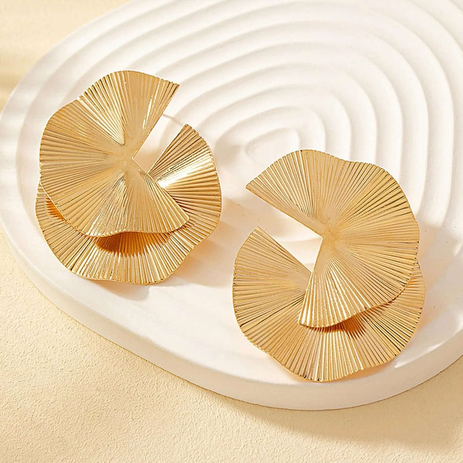 Gold Statement Earrings for Women Chunky Silver Earrings Big Gold Dangle Earrings for Women Vintage Geometri Earrings Chunky Gold Jewelry