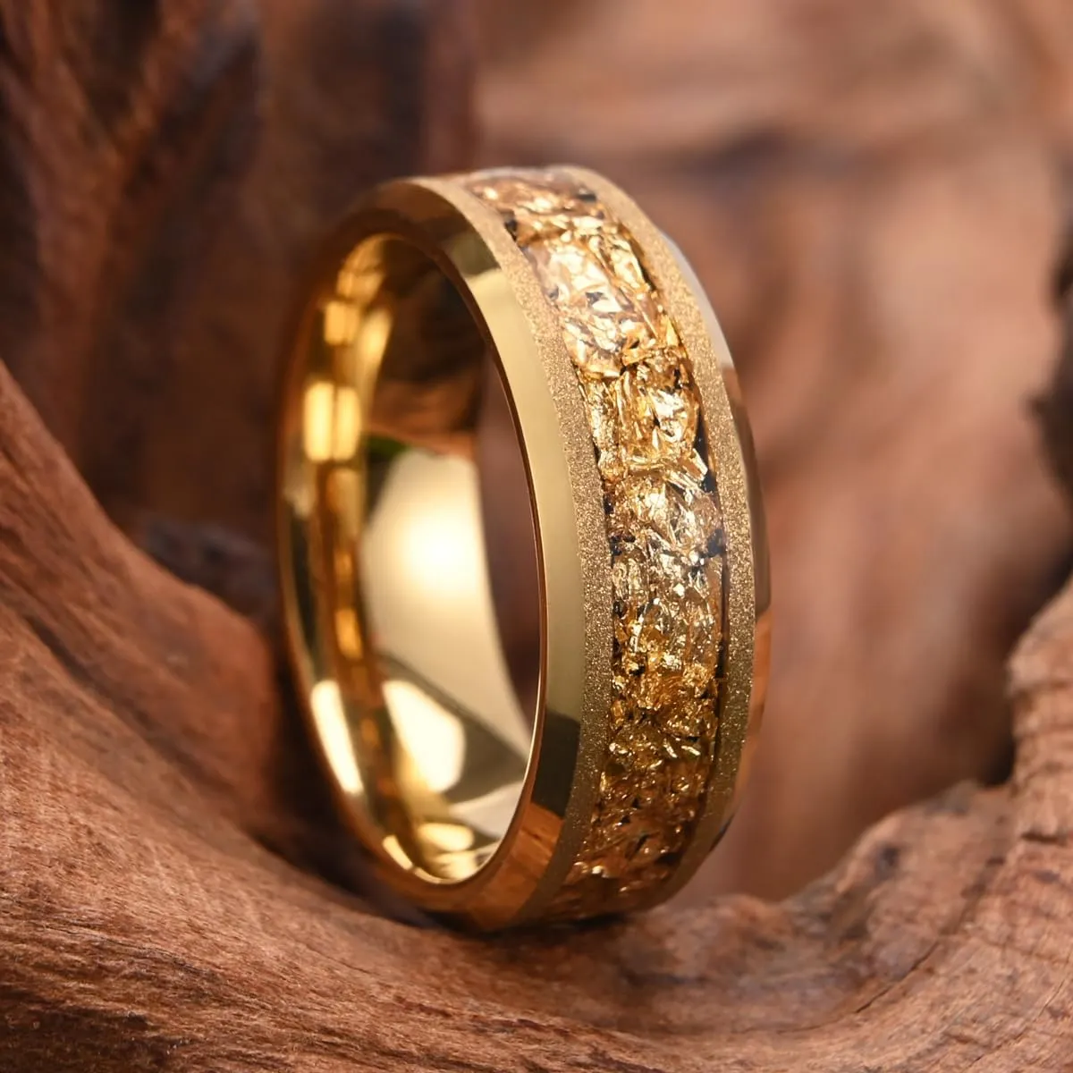 Golden Tungsten Carbide Rings for Men and Women 8mm Frosted Inlaid Gold Foil Men's Engagement Wedding Bands Fashion Luxury