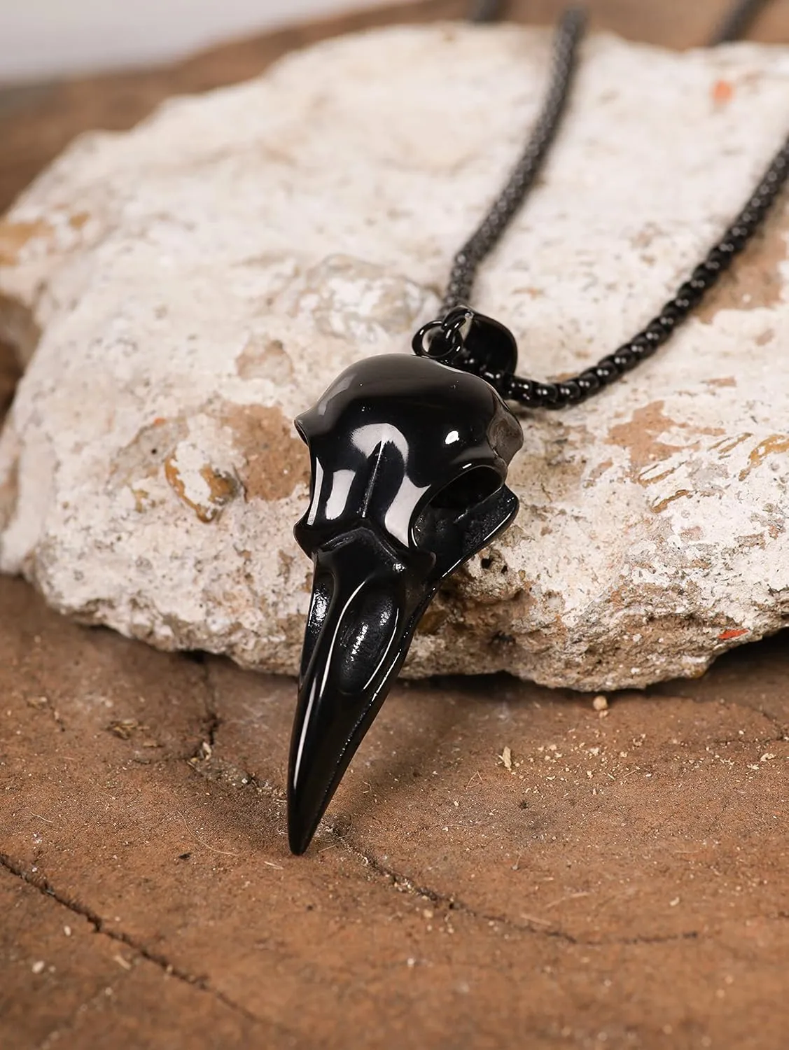 HAQUIL Stainless Steel Raven Skull Pendant Necklace, Box Chain, Gothic Punk Biker Raven Jewelry Gift for Men and Women