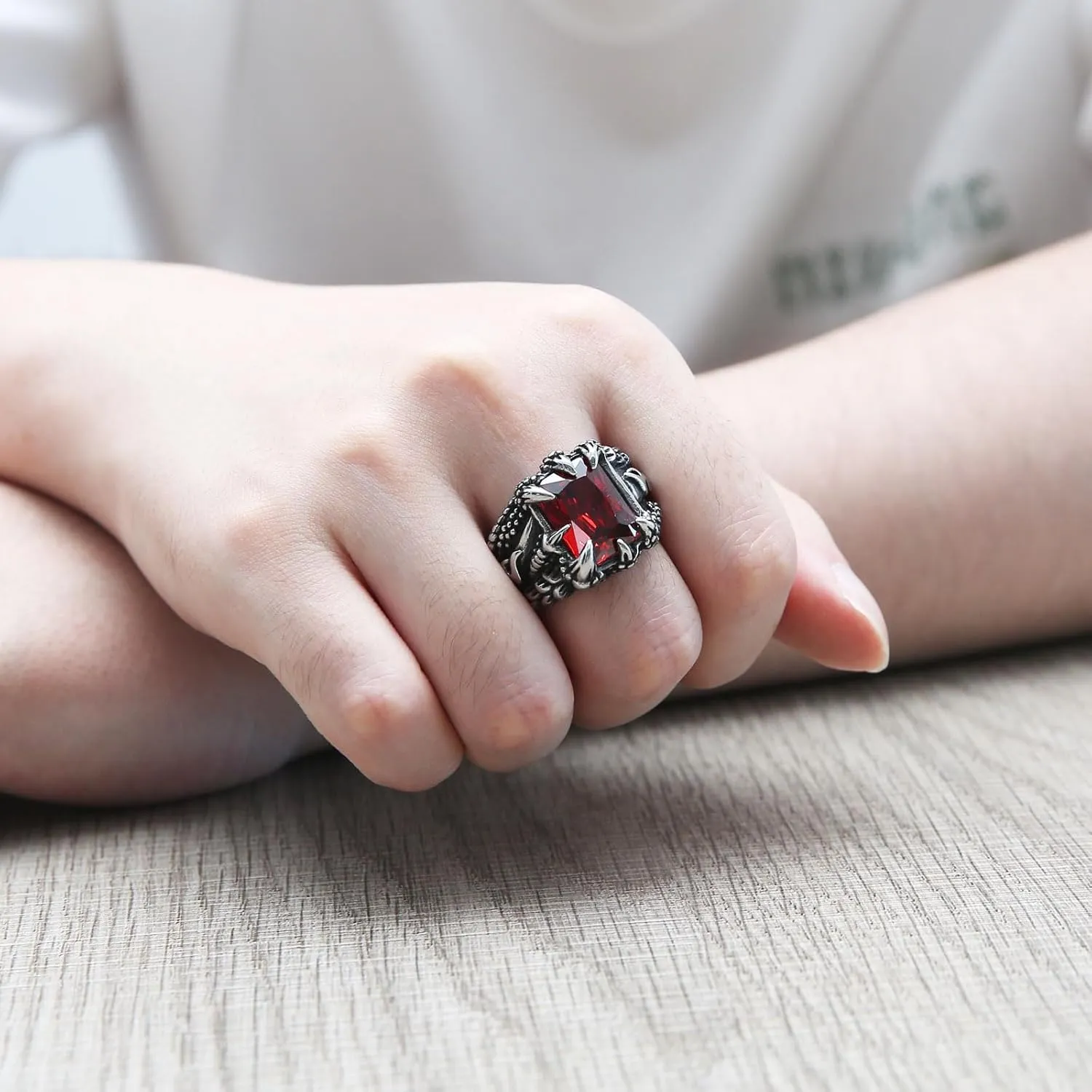 HZMAN Devil's Eye Ring for Men Biker Stainless Steel Gothic Punk Demon Claw Evil Eye Ring Halloween Jewelry Gift