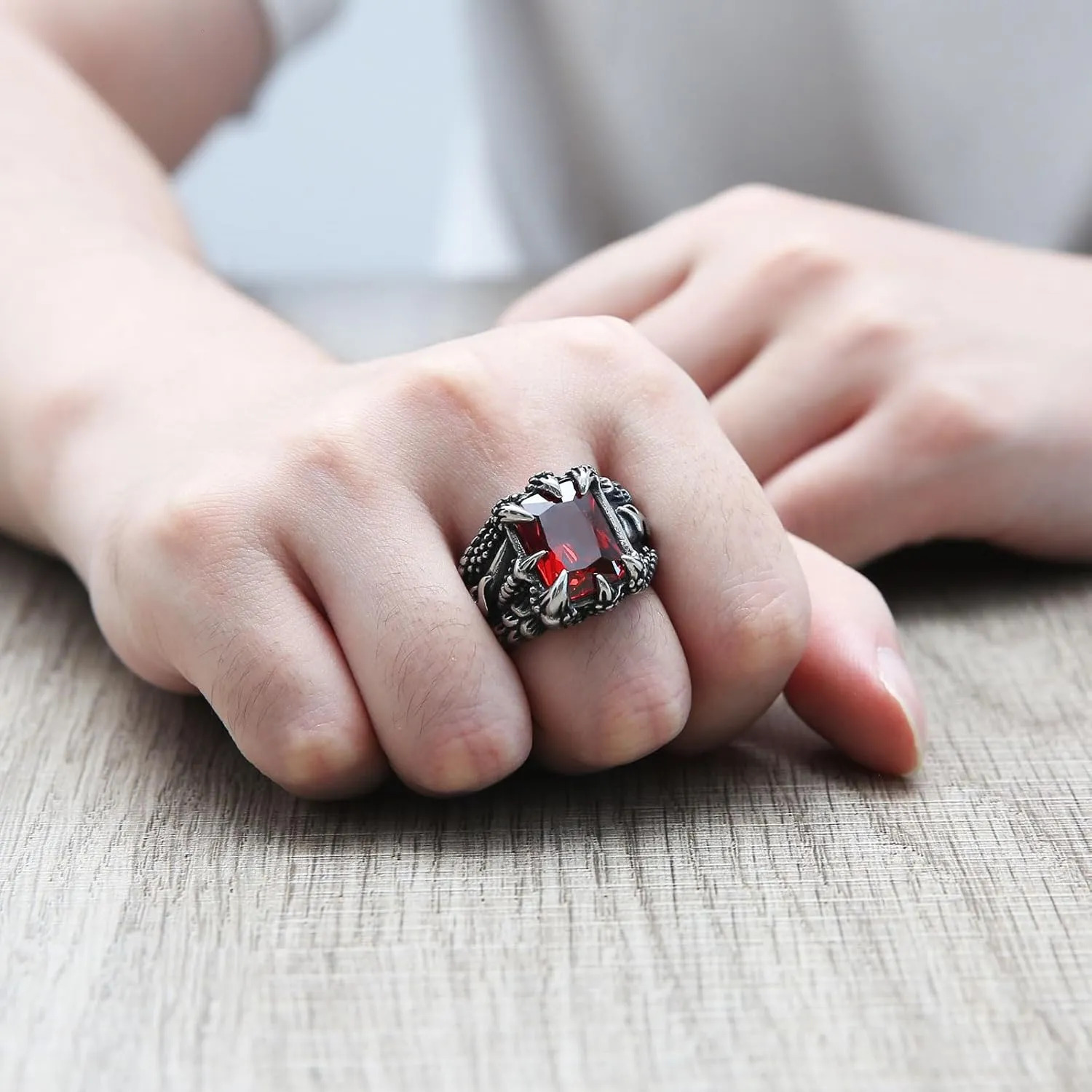 HZMAN Devil's Eye Ring for Men Biker Stainless Steel Gothic Punk Demon Claw Evil Eye Ring Halloween Jewelry Gift