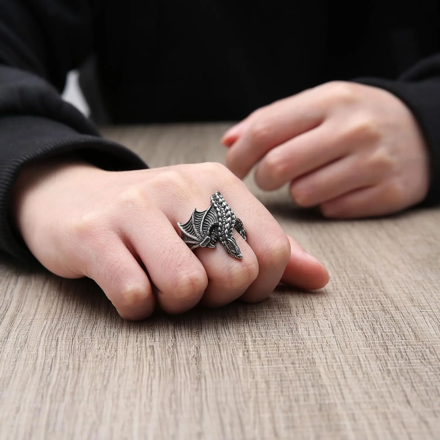 HZMAN Dragon Ring for Men Biker Stainless Steel Retro Gothic Punk Flying Dragon Rings Halloween Party Jewelry Gift