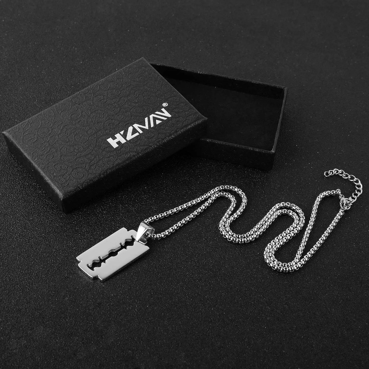 HZMAN Mens Stainless Steel Razor Blade Model Dog Tag Pendant Hip Hop Necklace,22 2" Chain