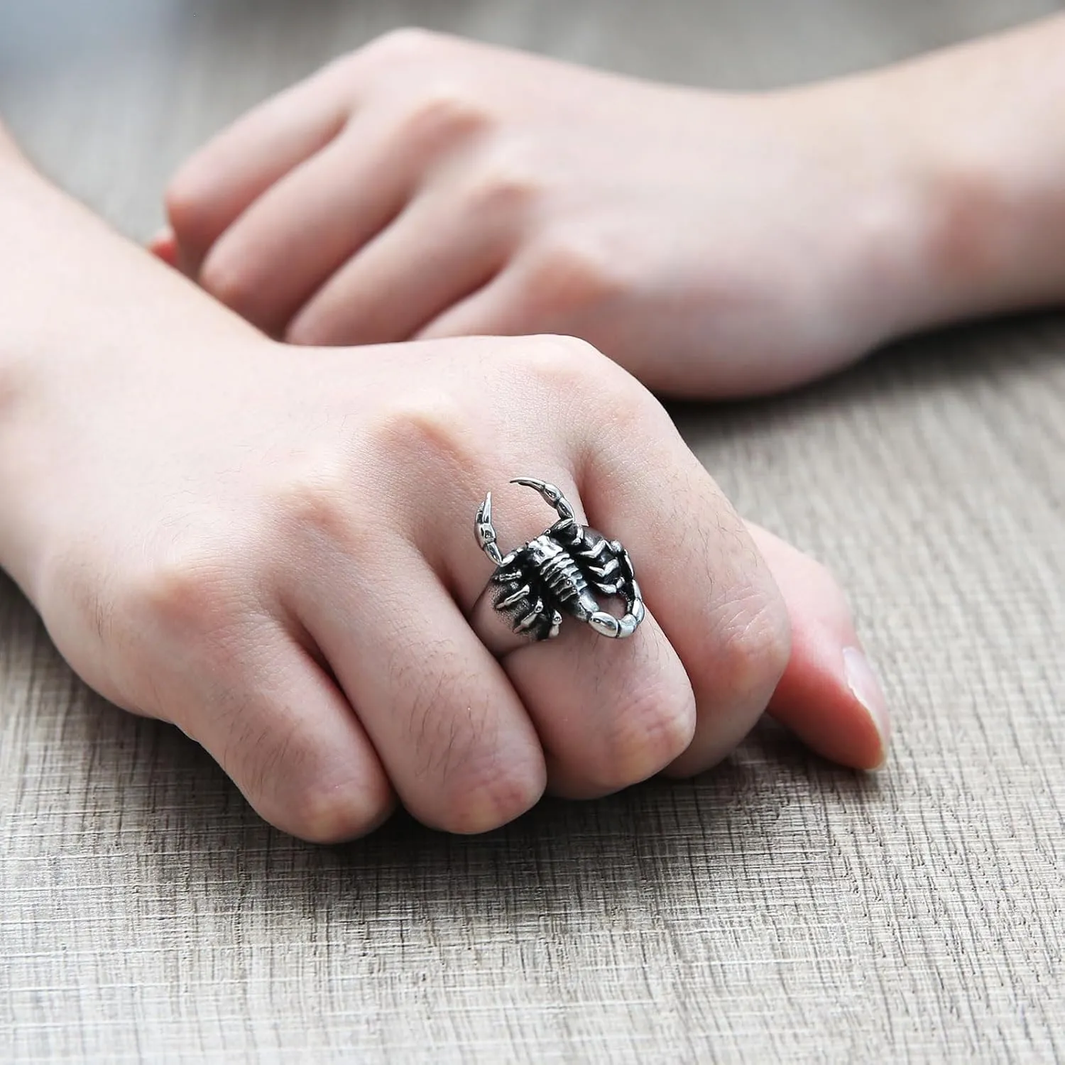 HZMAN Scorpion Ring for Men Biker Stainless Steel Gothic Ring Halloween Jewelry Gift
