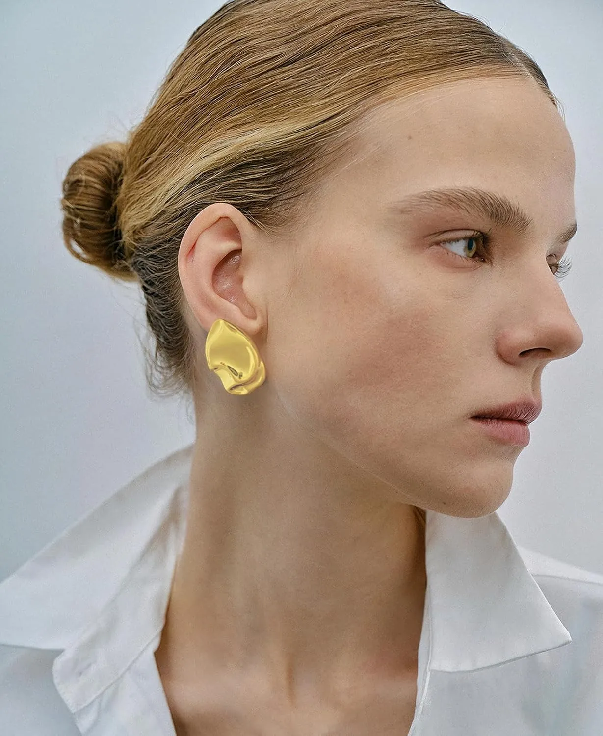Irregular Gold Stud Earrings for Women Hammered Silver Stud Earrings Statement Geometric Earrings Vintage Gold Earrings