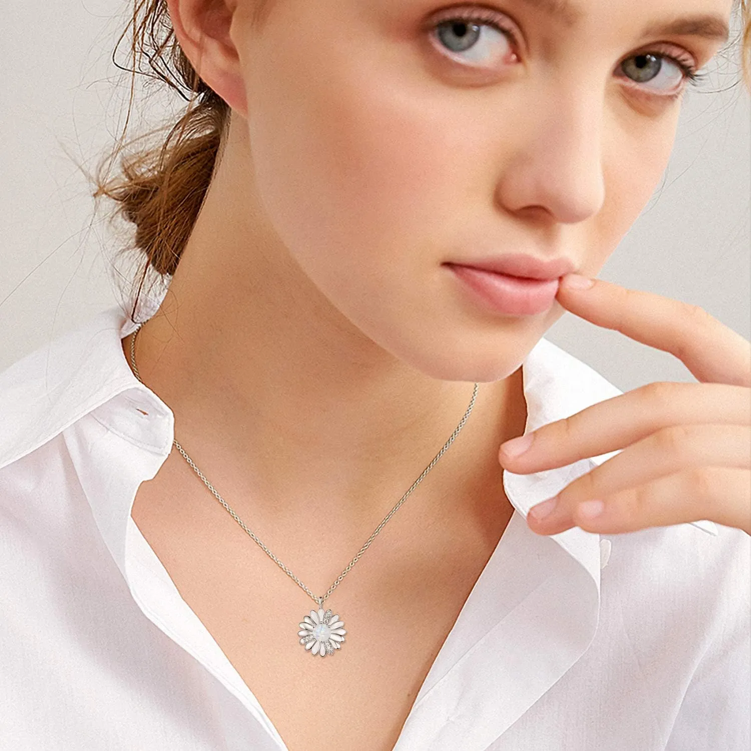 KINGWHYTE Daisy Necklace Gifts for Women 925 Sterling Silver Opal Daisy Pendant Spring Flower Necklace Jewelry Graduation Birthday Celebrate Congratulation Gift