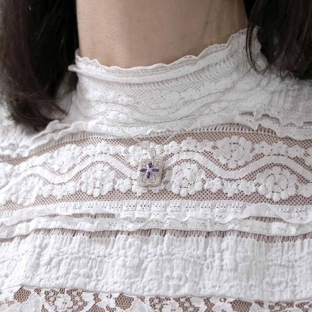 Lola Locket Silver Violette locket
