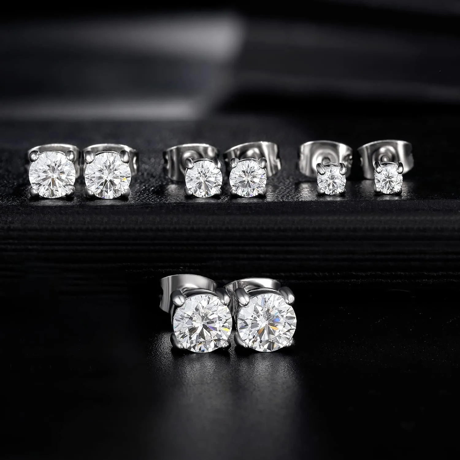 MDFUN Titanium Stud Earrings Set Hypoallergenic Cubic Zirconia Round CZ Surgical Stainless Steel 4 Prong Stud Earring for Women and Men 3-6mm Pack of 3-6mm