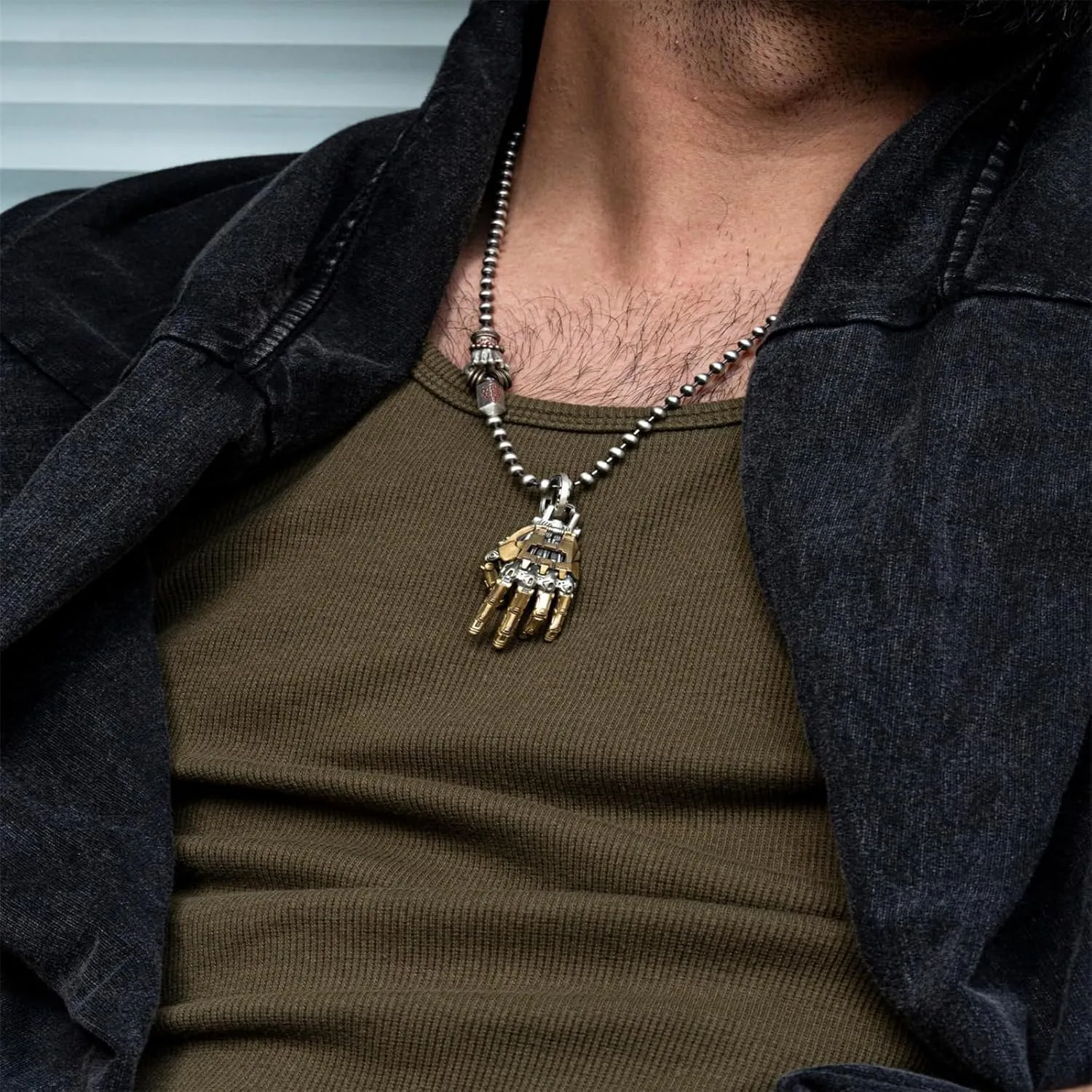 Mechanical Bionic Hand Pendant, Movable Finger Joints Robot Hand Charm Jewelry, Steampunk Mechanical Hands Pendant Necklace, Y2K Lover Gift, for Men Women