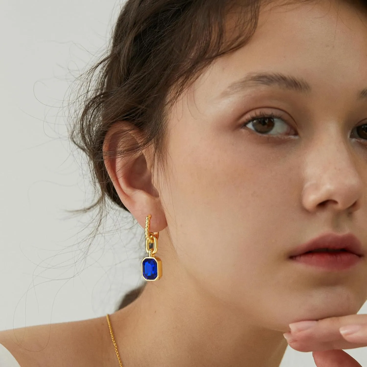 Mesovor Gold Crystal Hoop Earrings for Women Trendy, 18K Gold Plated Hoop Earrings | Emerald Green Black Crystal Dangling Earrings Jewelry Gift for Mother Wife
