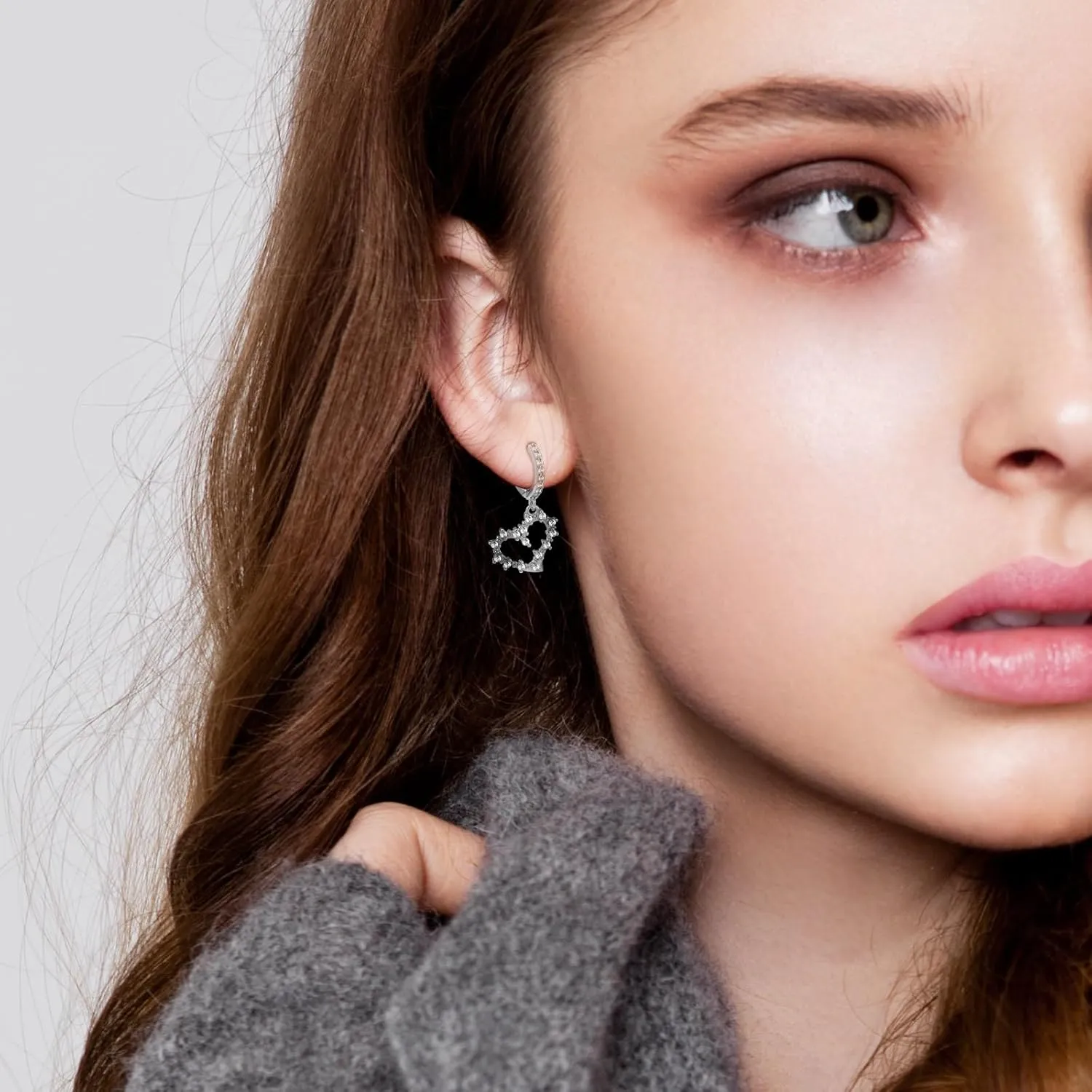 Minimalist Heart Earrings for Women Heart Drop Earrings Huggie Hoop Earrings Heart Stud Earrings Heart Zirconia Dangle Earrings Valentine's Day Gift