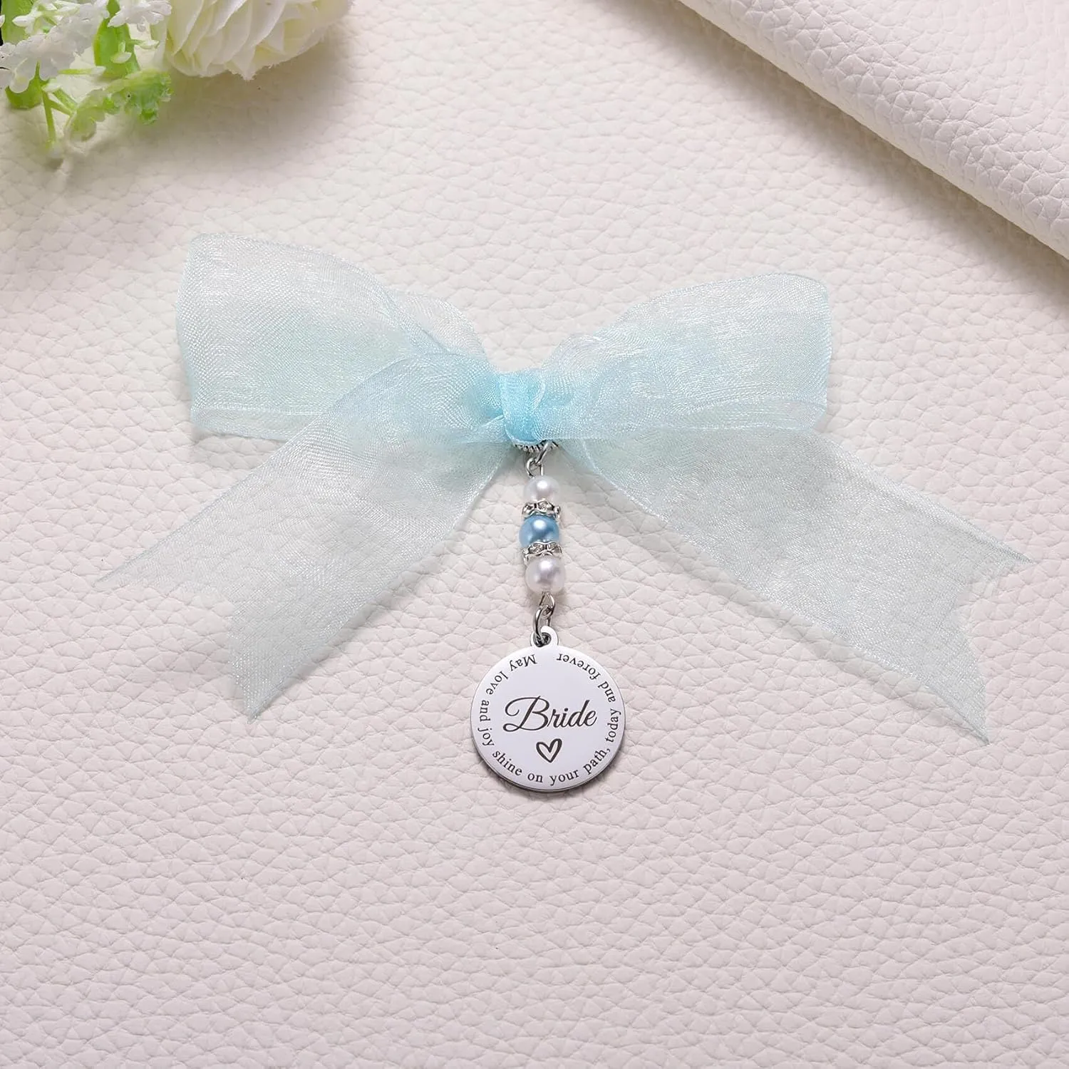MIXJOY Something Blue Gift for Bride, Wedding Day Bridal Blue Pearl Angel Wings Bouquet Garter Charm for Bride to Be