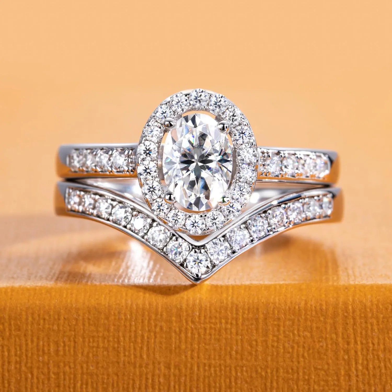 Moissanite Engagement Rings 1.5/1.65CTTW D Color VVS1 Clarity 925 Sterling Silver Oval Cut Bezel Wedding Promise Anniversary Rings Set for Women with Certificate