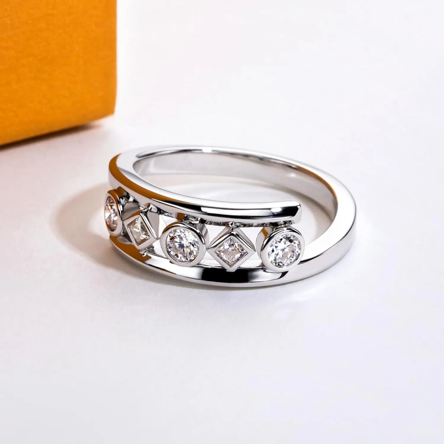 Moissanite Wedding Bands Engagement Rings D Color VVS1 Clarity 925 Sterling Silver 5 Stones Eternity Anniversary Band Moissanite Statement Wedding Ring for Women Men with Certificate