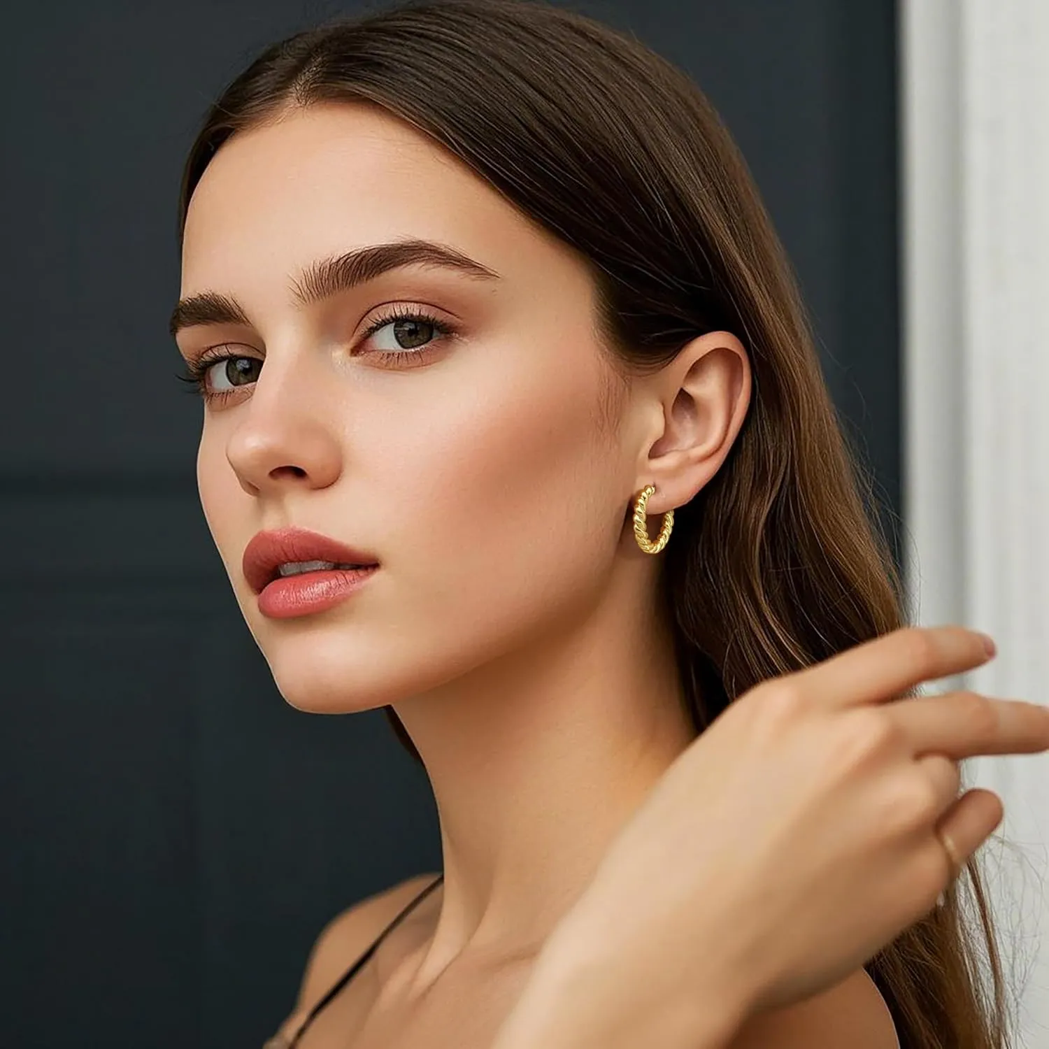 NEARLAND 14K Gold Hoop Earrings for Women Gold Earrings Studs Twisted Rope Round Hoop Stud Earring 16/21/25mm