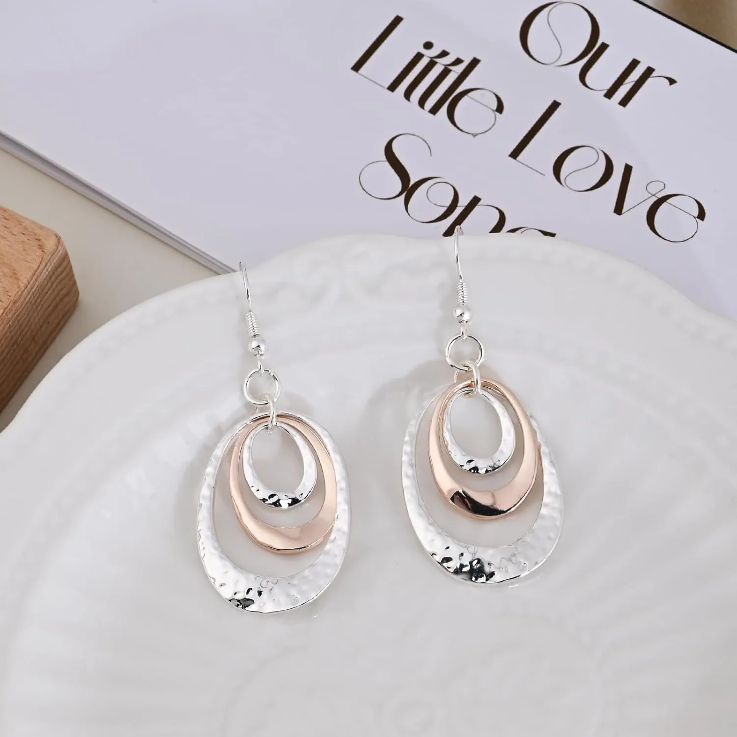 Oval Bohemian Drop Dangle Earrings for Women, Vintage Boho Fashion with Trendy Appeal, Great for Daily Jewelry Complement and Gift Purpose.