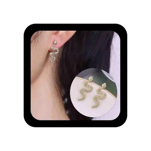 Punk Snake Stud Earrings Gold Snake Earrings Minimalist Viper Serpent Earrings Vintage Cobra Earrings Jewelry for Women(Gold)