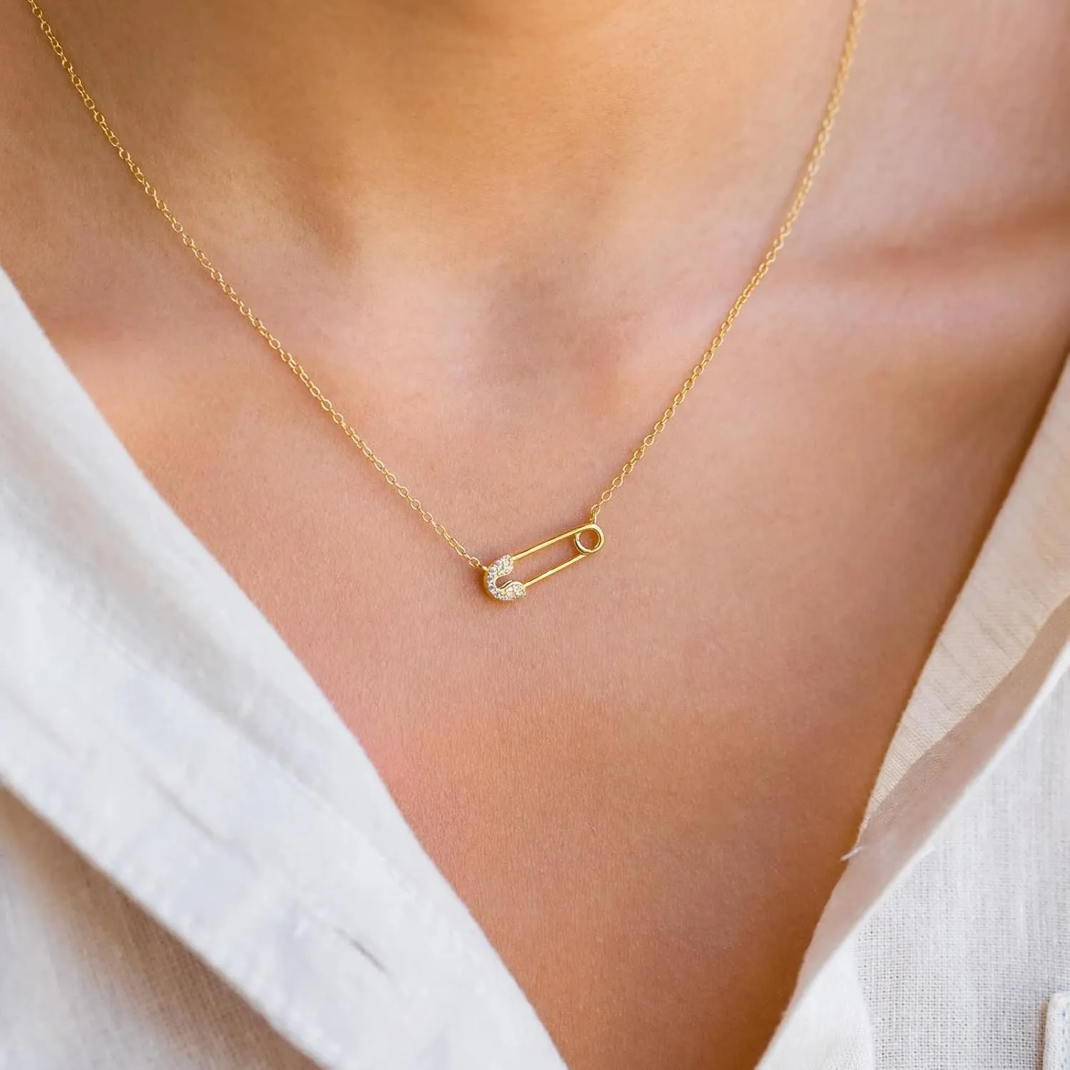 Safety Pin Necklace Paperclip Chain Necklace Gold Charm Necklace for Women Trendy Christmas Gifts Stocking Stuffers for Women