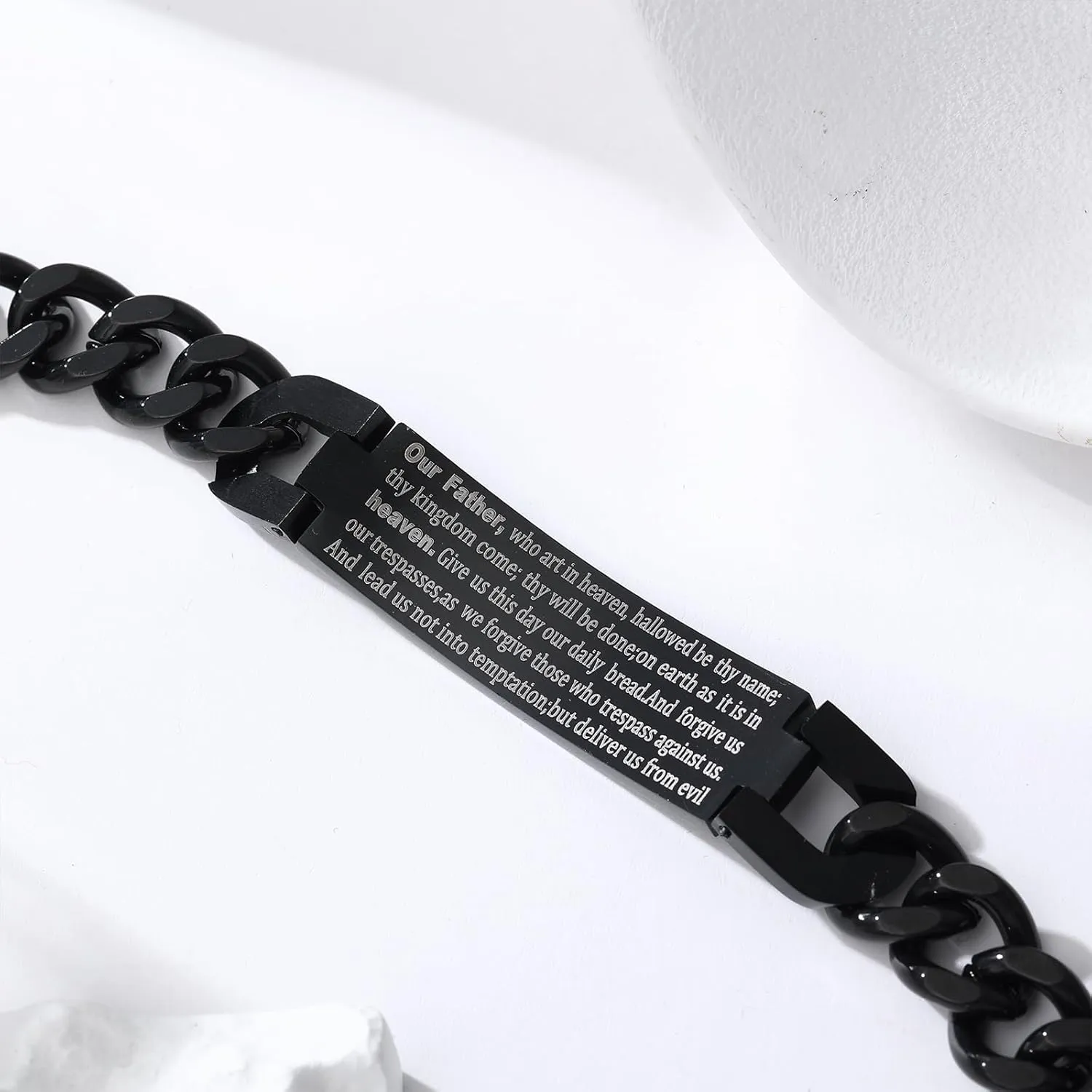 Saintda American Flag Dog Tag Cross Bracelet for Men - 13.5 Inch Black Cuban Chain with Bible Verse, Adjustable Length Religious Mens Jewelry for Faith