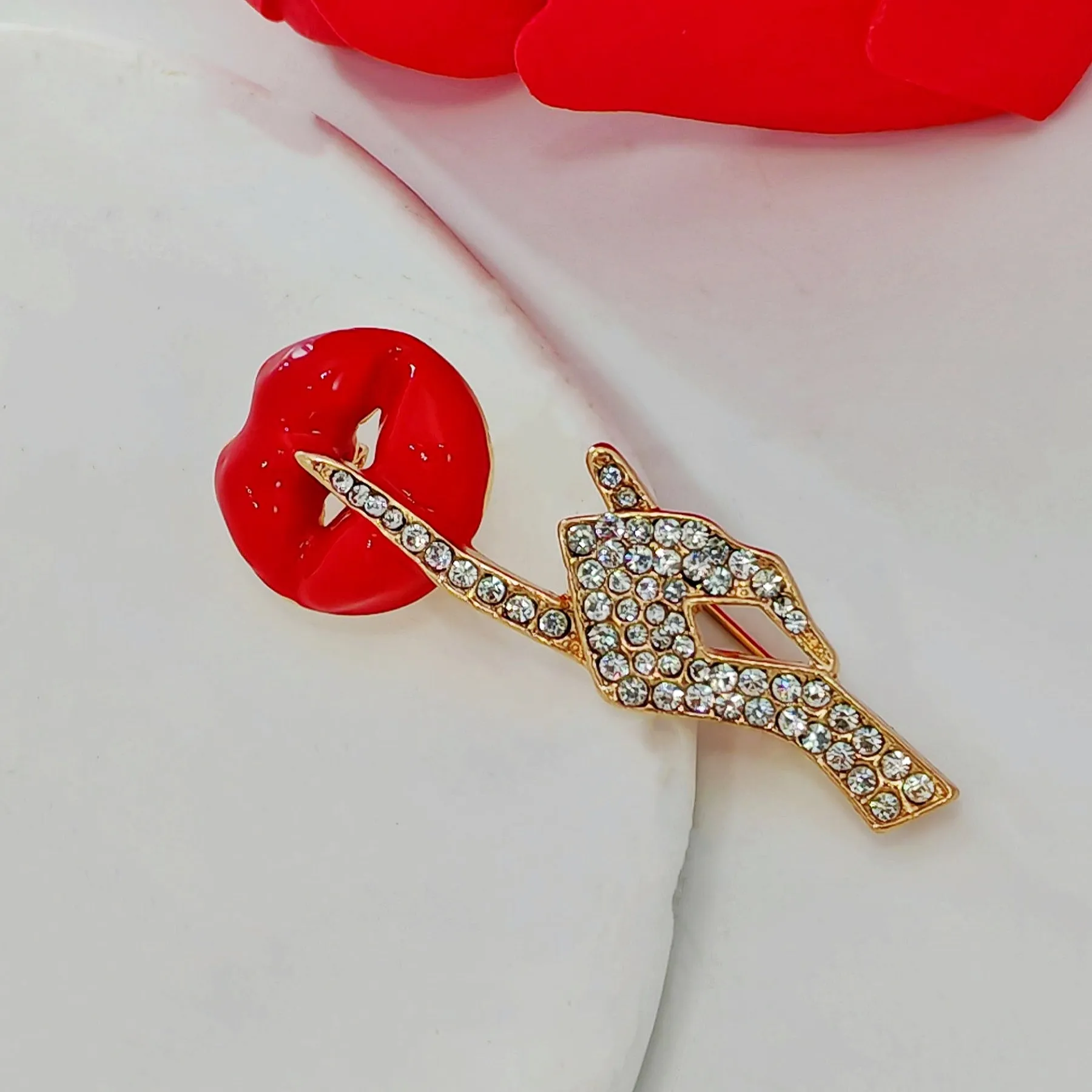 Stunning Red Lip &Gesture Brooch Pin Shh Women Keep Quiet Jewelry