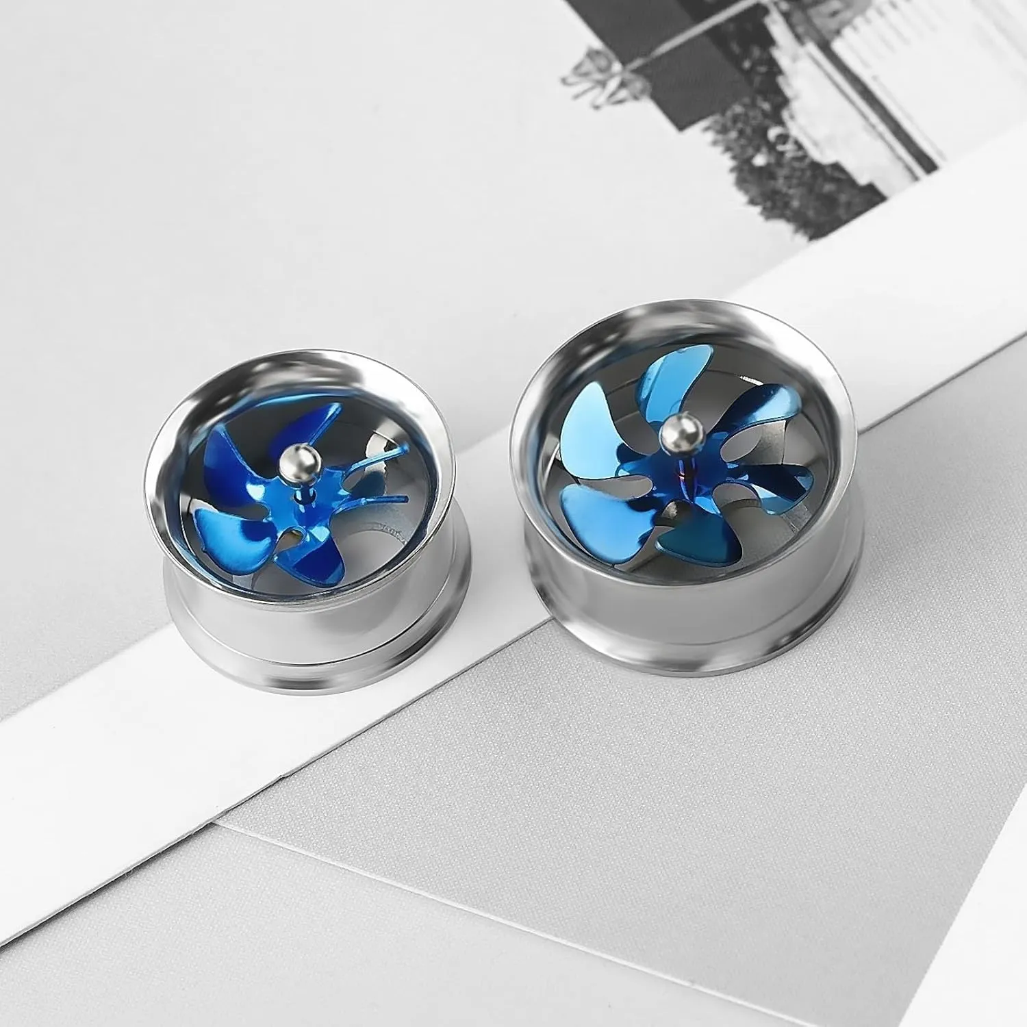 Tunnel Plug Earrings, Stainless Steel Gauges for Ears with Rotating Fan Body Piercing Jewelry for Ears 2pcs