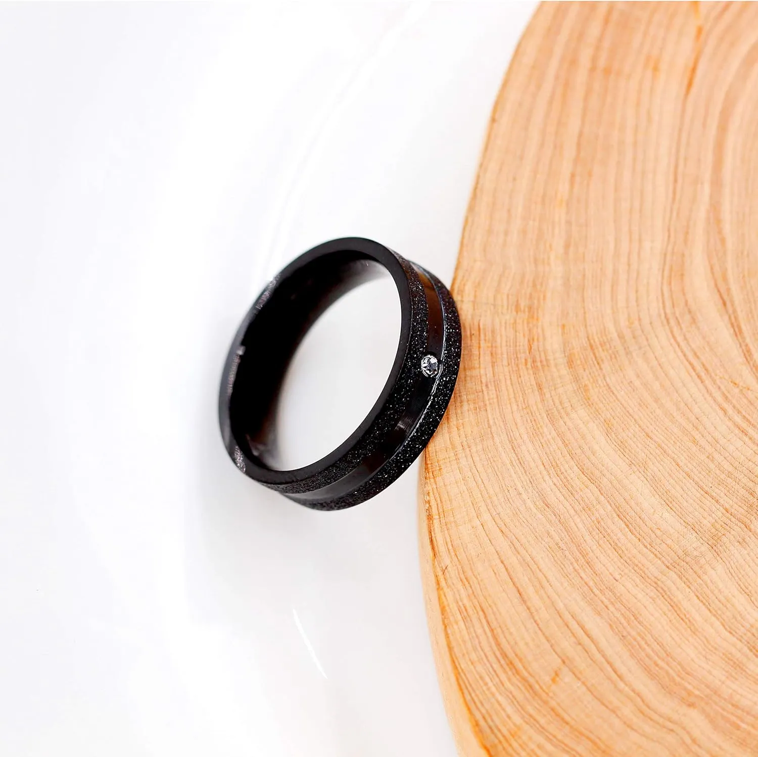 Uloveido 4mm 6mm His and Hers Matching Couples Rings Matte Stainless Steel Wedding Bands Engagement Rings Y995