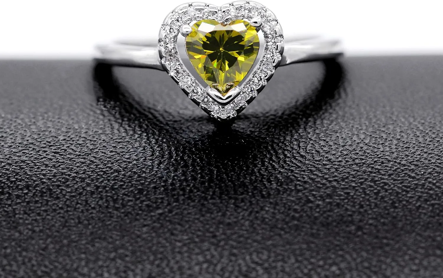 Uloveido Platinum Plated Crystal Love Heart Solitaire Wedding Promise Rings Valentines Gifts for Women Female Y3130