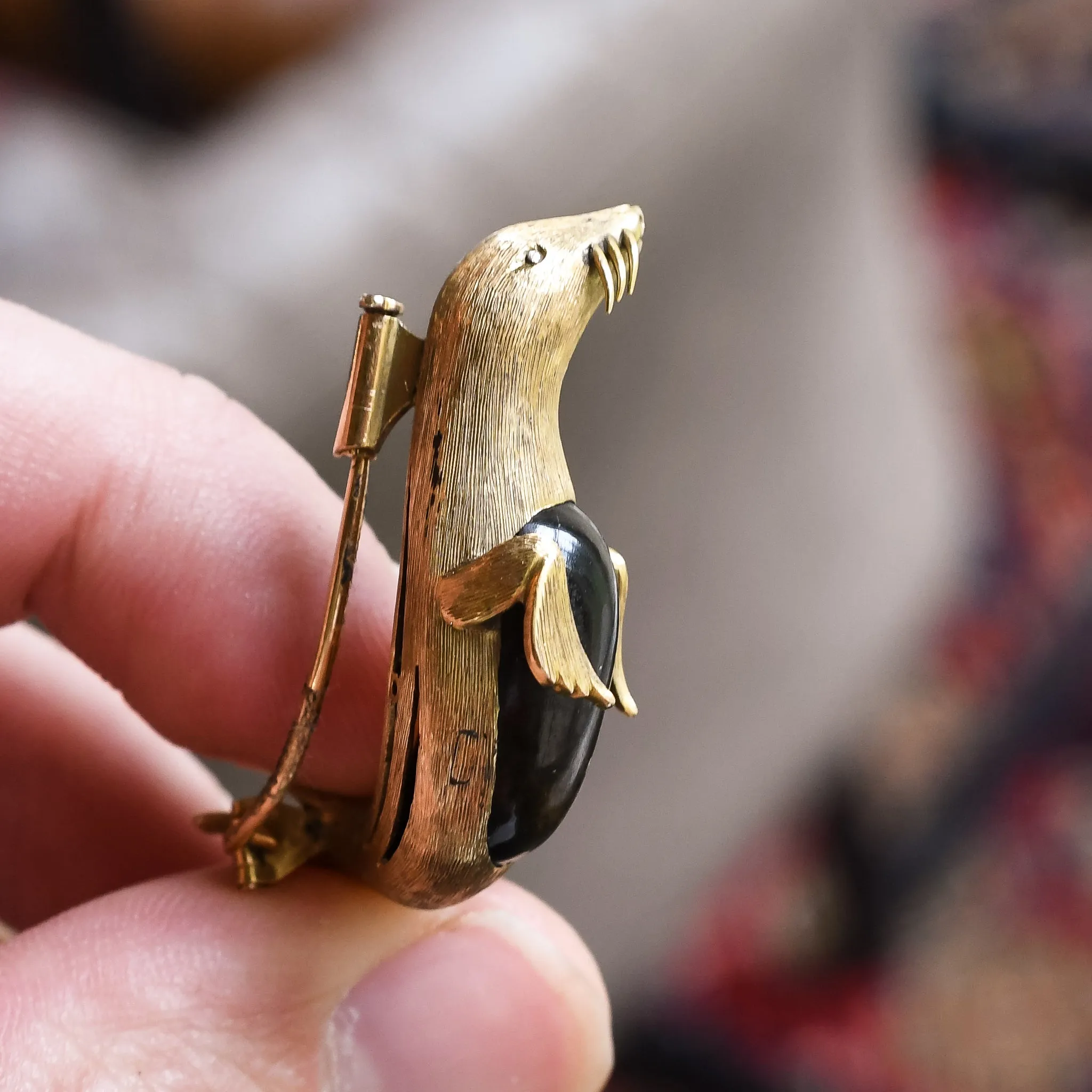 Victorian 18k Gold Sea Lion Brooch