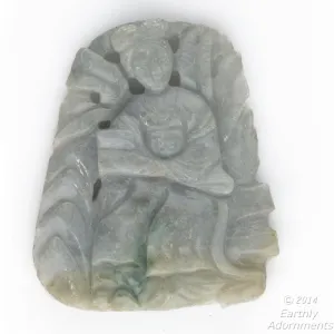 Vintage carved nephrite jade pendant Quon Yin in garden 1970's. b4-jad453