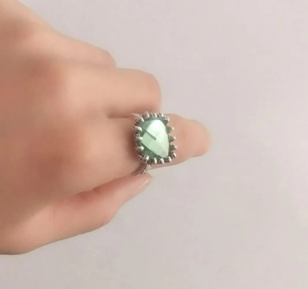 Vintage Silver Mint Green Moonstone Ring 925 Sterling Silver Retro Princess Square Cut Green Moonstone Diamond Prehnite Gemstone Wedding Engagement Ring