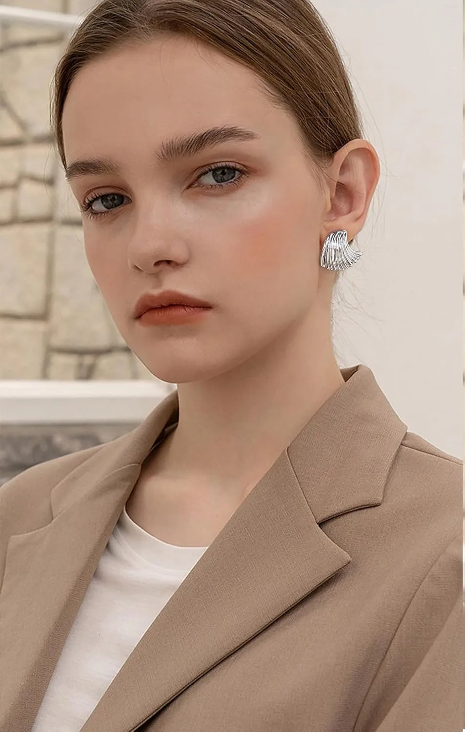 WOWORAMA Gold Statement Earrings for Women Gold Seashell Flower Earrings Boho Textured Ocean Wave Earrings Irregular Exaggerated Geometric Swirl Earrings